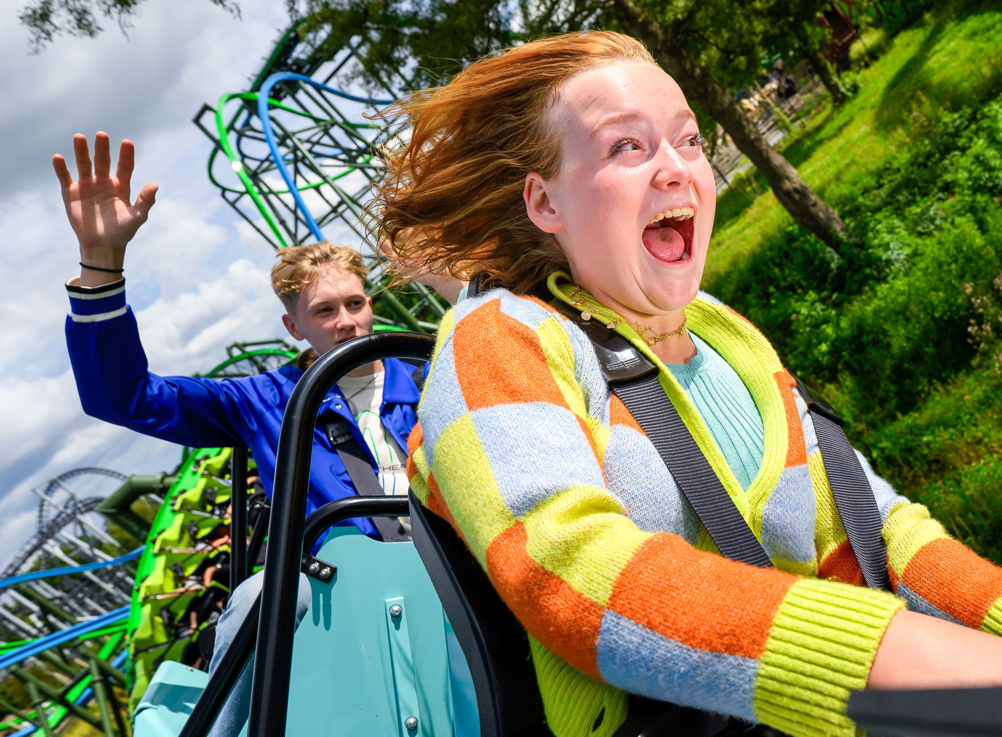 Stap in een van de achtbanen en andere thrill rides van Walibi voor het echte hardgaan gevoel!